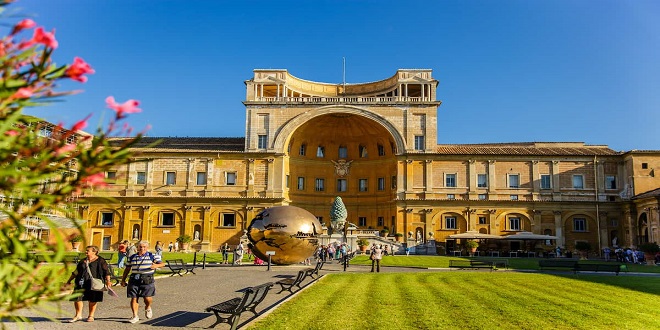 Capitoline Museums vs Vatican Museums